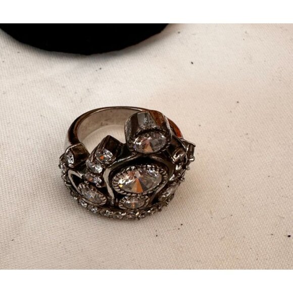 Vintage Sterling CROWN ring with clear stones sz 7 - Picture 4 of 6